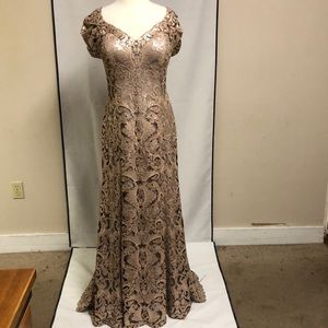 Tadashi Shoji NWT MOTHER OF BRIDE OR GROOM
